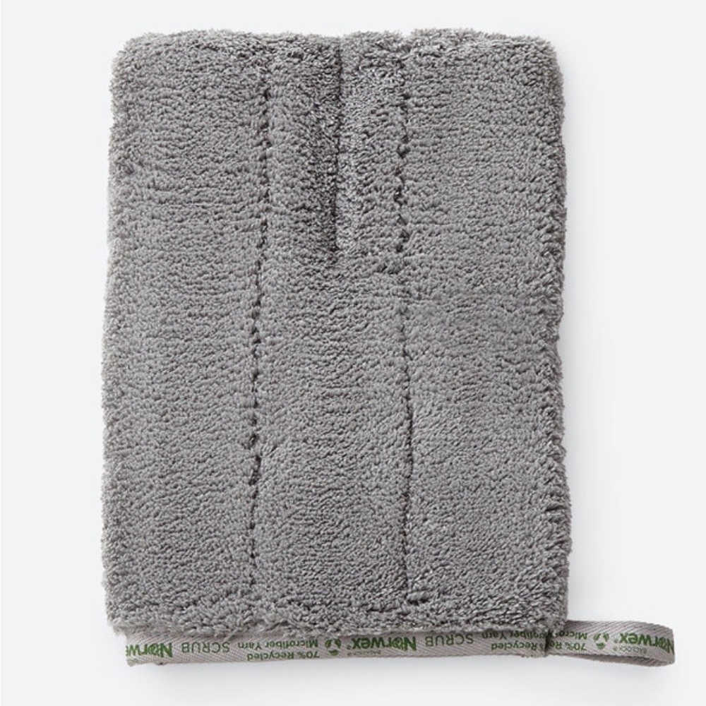 Norwex Bathroom Scrub Mitt